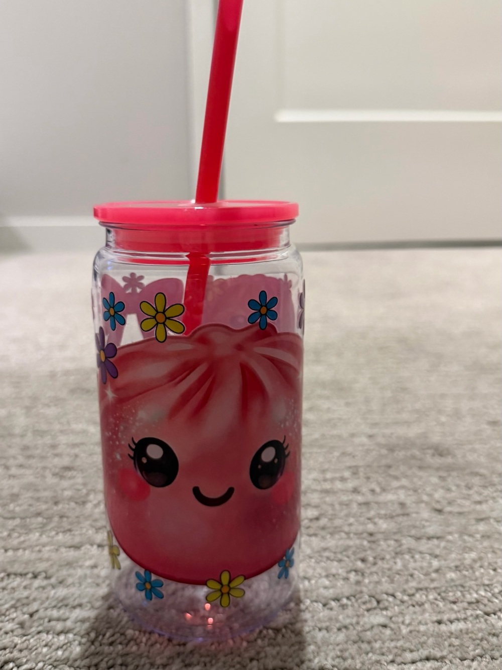 Pink Glitter dumpling plastic cup with straw